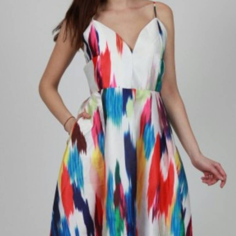 Multicolored dress never worn